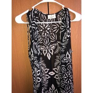 Long sleeveless cardigan